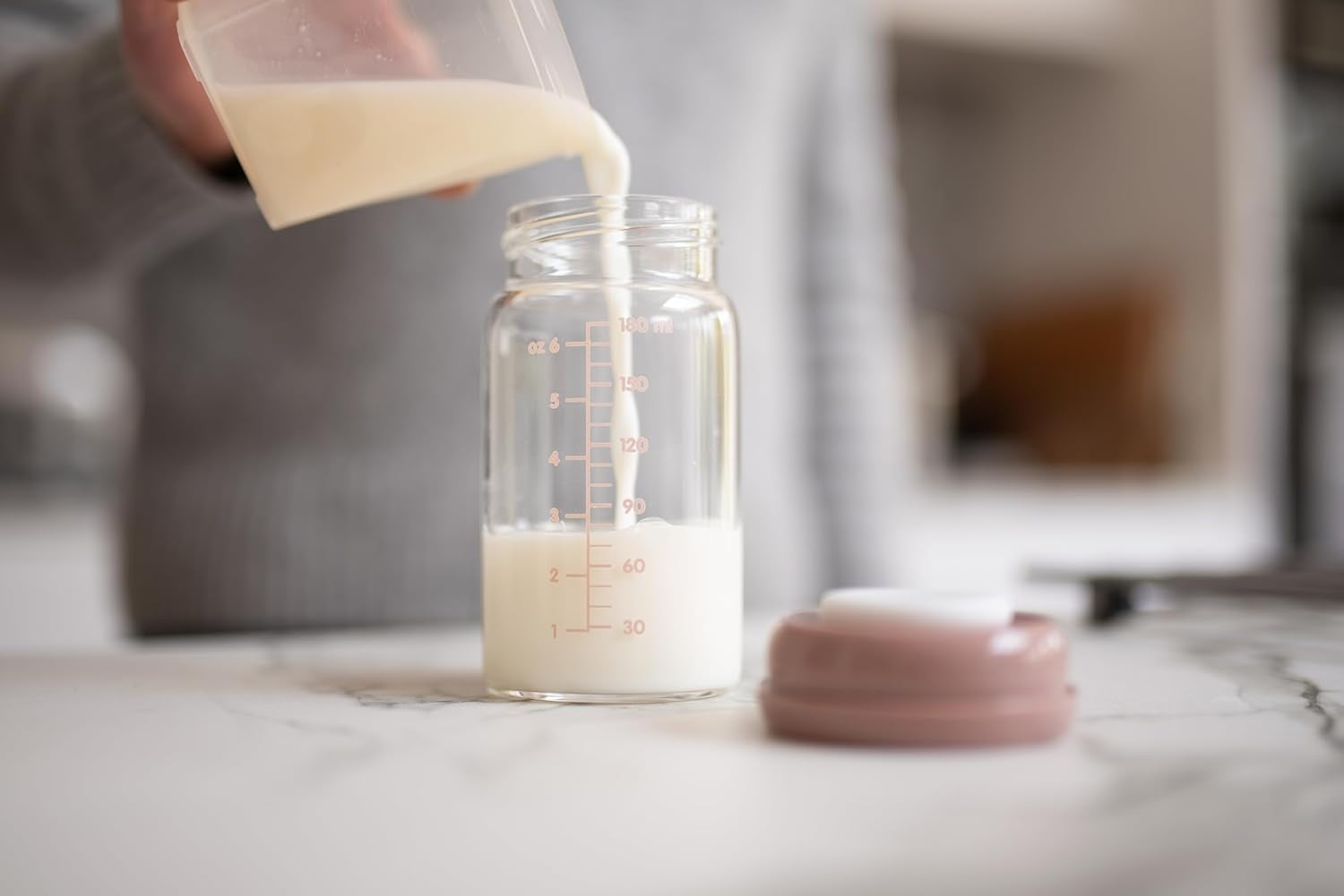 Premium Glass Breastmilk Storage Bottles, Pack of Four, 180Ml, Dishwasher, Freezer, and Microwave Safe (Glass Breastmilk Storage Bottles, 4 X 180Ml)